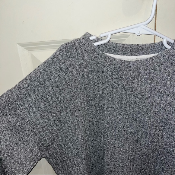 Aritzia RUDKO long sleeve top - Picture 5 of 5
